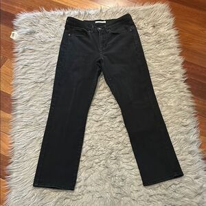 Levi's Women's Classic Straight Leg Jeans